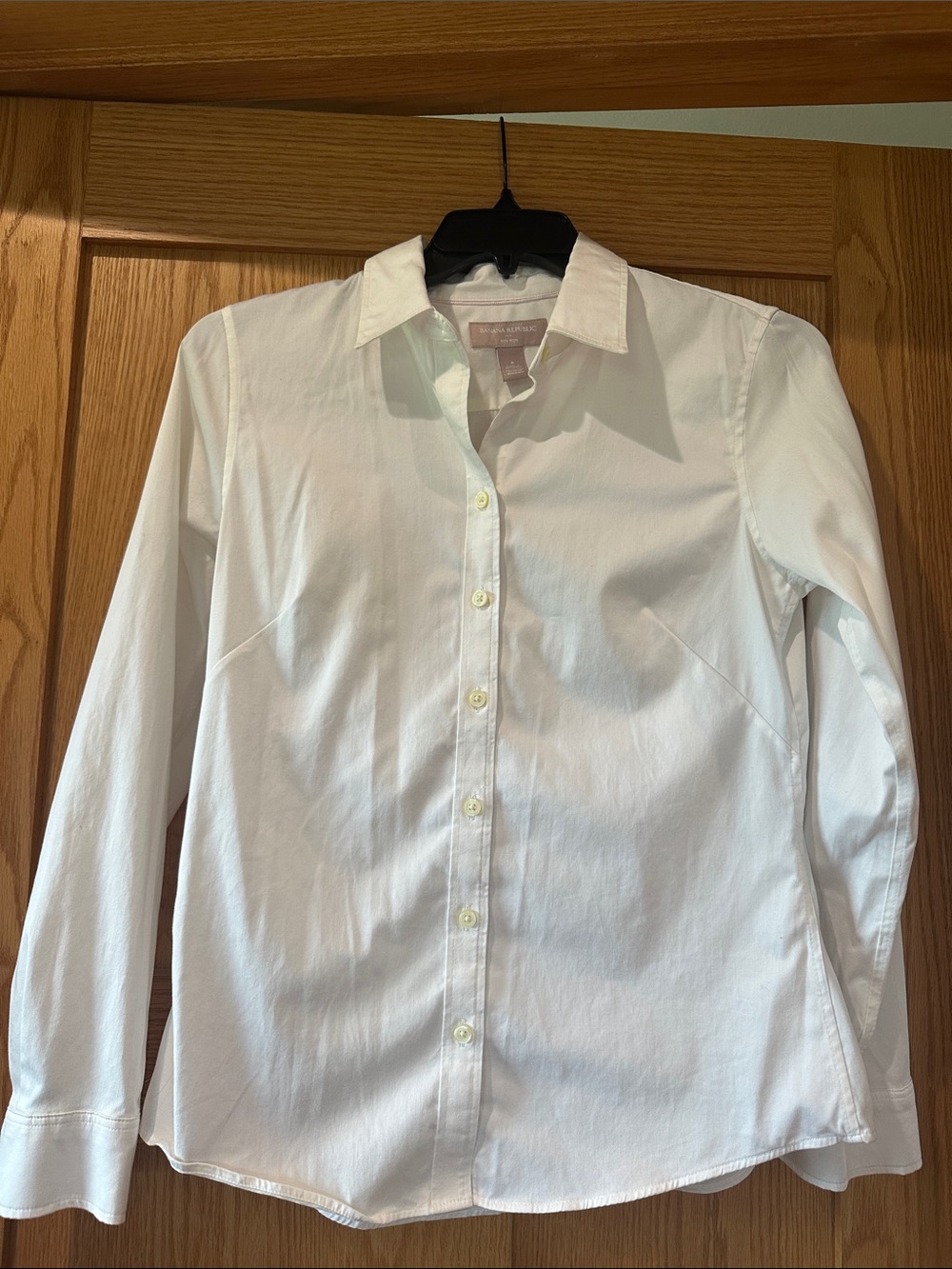 Banana Republic Classic White Button-Down Shirt
